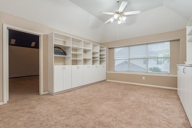 Building Photo - 3829 Bonita Dr