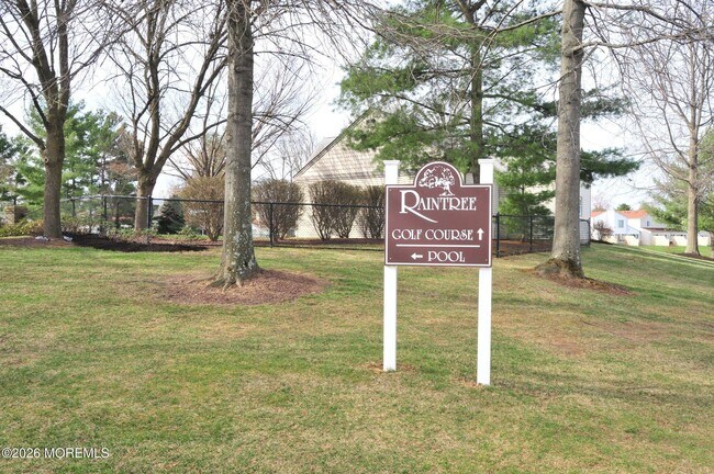 Building Photo - 159 Tulip Ln