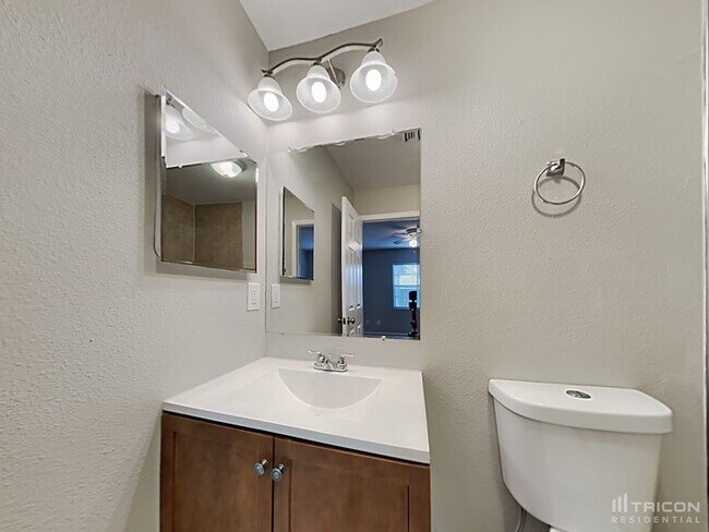 Building Photo - 11511 Blackbark Dr