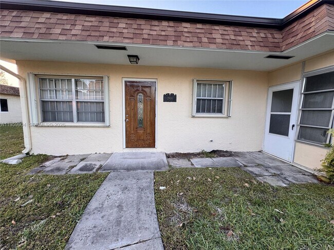 Building Photo - 2800 SW Natura Blvd