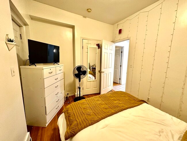 Building Photo - 21 Westbourne Terrace