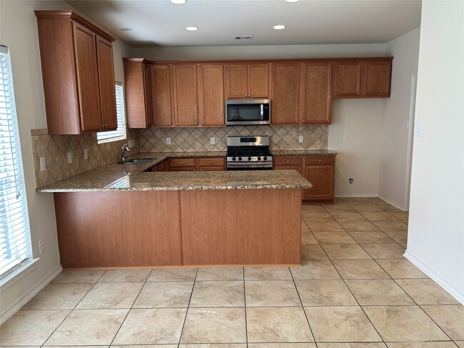 Building Photo - 12338 Packard Bend Trail