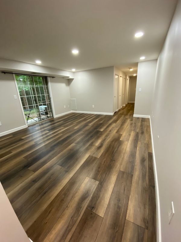 Building Photo - 1533 Colonial Dr