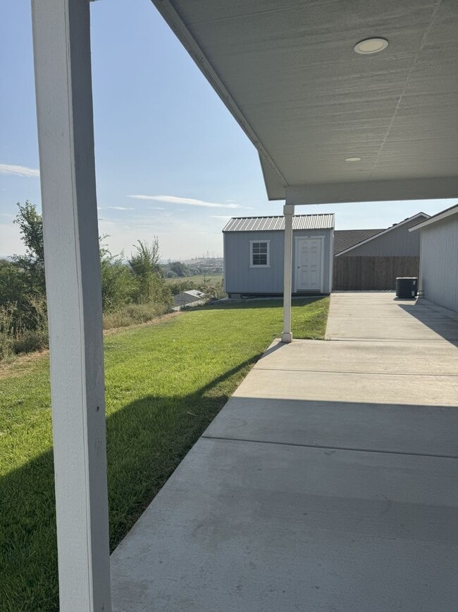 Building Photo - Orchard Terrace Umatilla