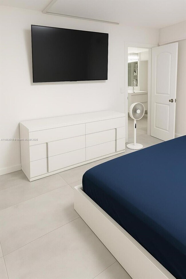 Building Photo - 1780 NE 191st St