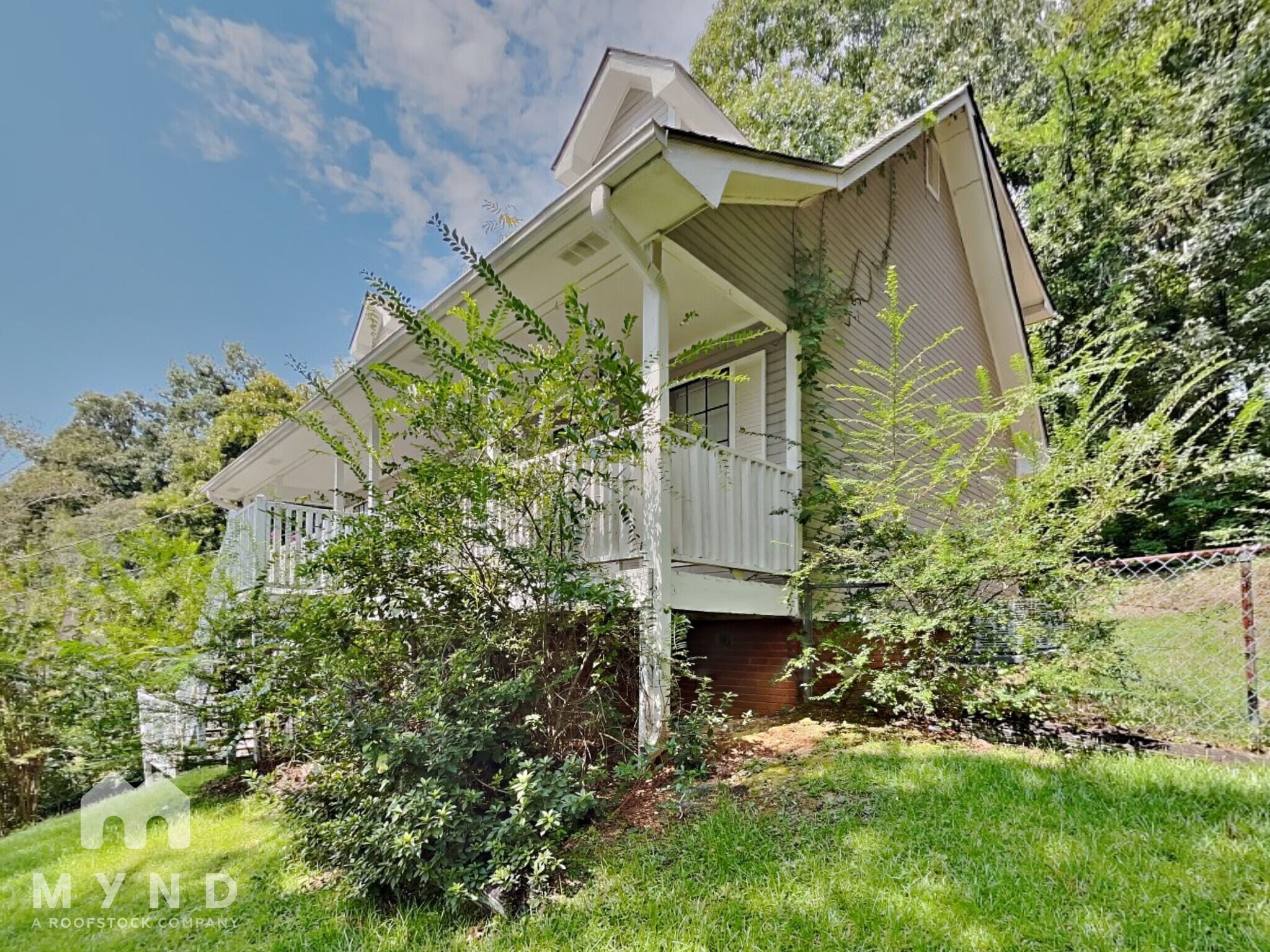 Building Photo - 629 Bennett Dr