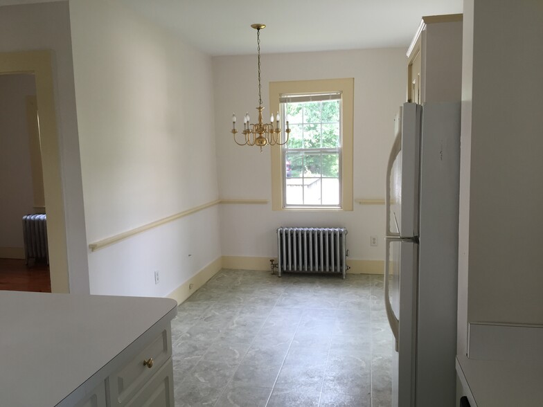 Building Photo - 26 Otis Ave