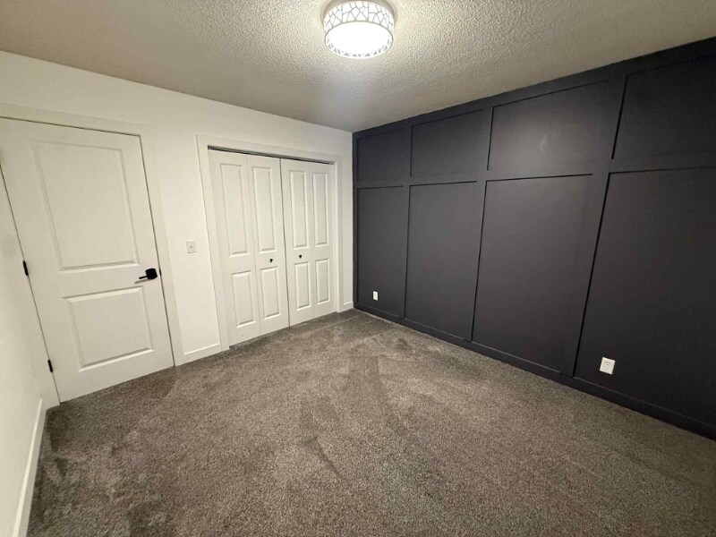 Building Photo - 1324 N Crestline St