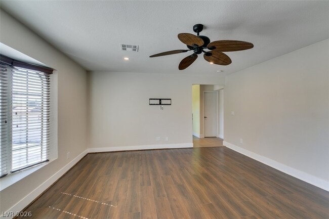 Building Photo - 5046 Schumann Dr