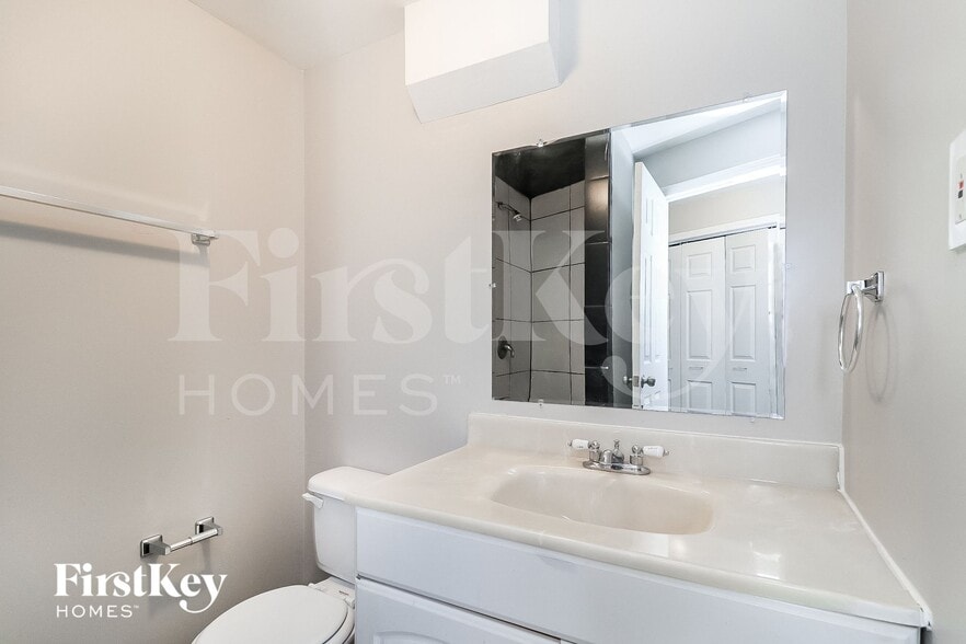 Building Photo - 2825 Candler Run