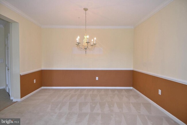 Building Photo - 1005 Samantha Ln