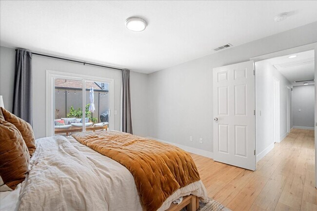 Building Photo - 103 Petrilli Cir