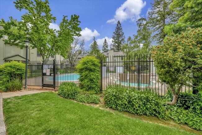 Primary Photo - 1 Bedroom, 1 Bathroom Condo