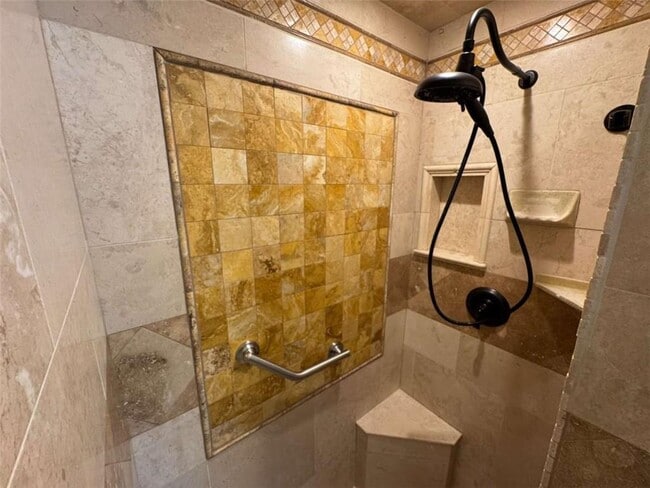 Building Photo - 837 Parkstone Dr