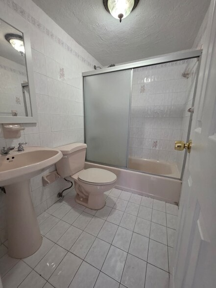 Building Photo - 5505 NW 7th St