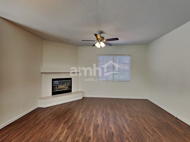 Building Photo - 10191 N Tarheel Pl