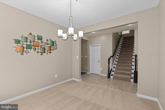 Building Photo - 920 St Martins Loop