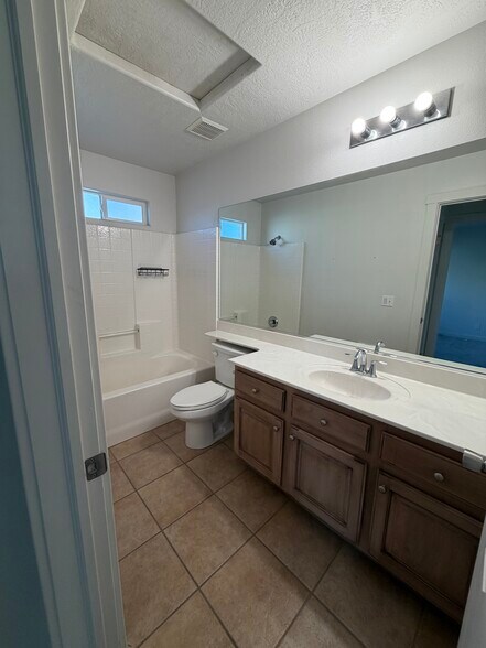 Second Bathroom - 559 E 300 S