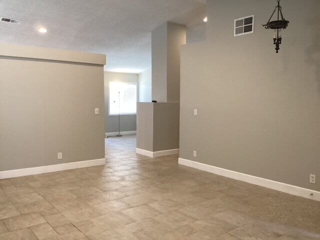Building Photo - "Charming 3-Bed Oasis with Cozy Fireplace ...