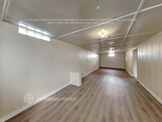 Building Photo - 2113 55th Ave N