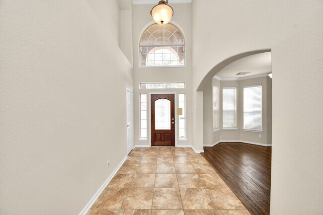 Building Photo - 8627 Sweet Pasture Dr