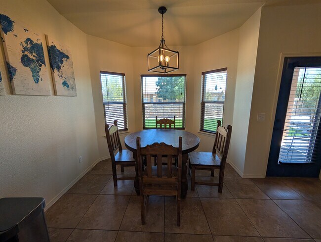 Building Photo - 5604 New Castle Ct