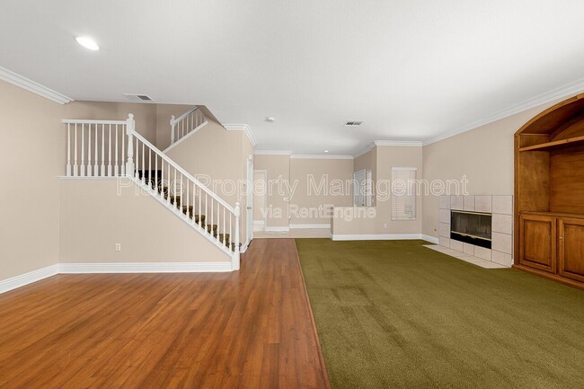 Building Photo - 6223 Avenida De Las Vistas