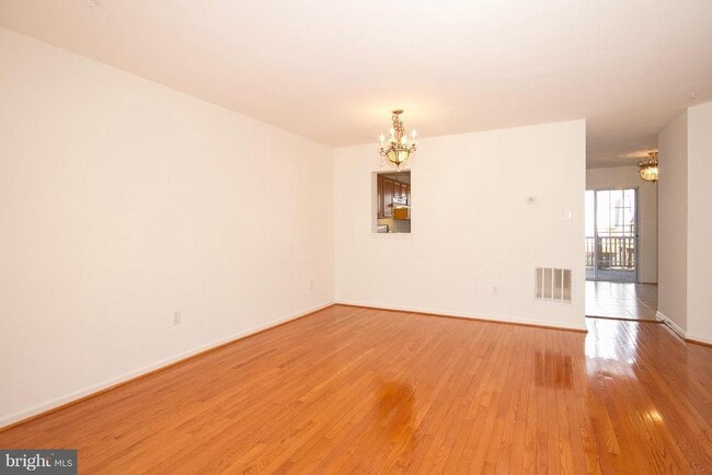 Building Photo - 9759 Bon Haven Ln