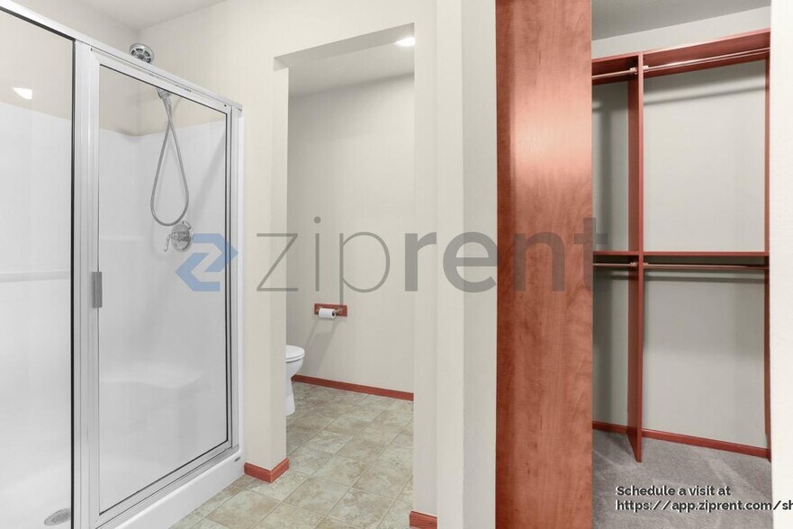 Building Photo - 5614 147th Pl NE