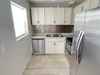 Building Photo - 133 Sheffield F