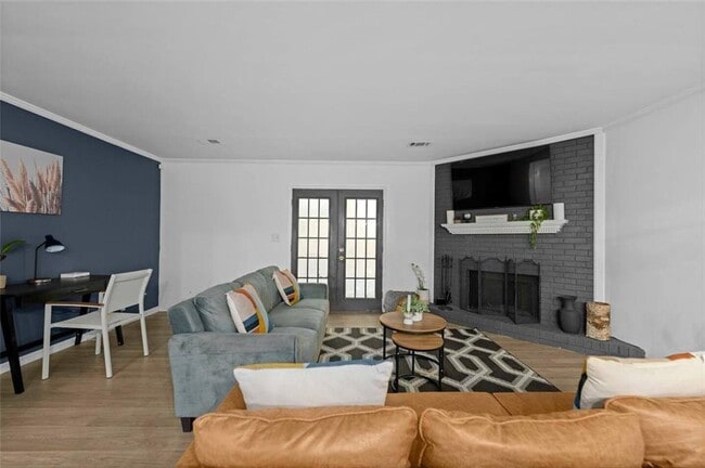 Building Photo - 6003 Pat Mell Pl SE