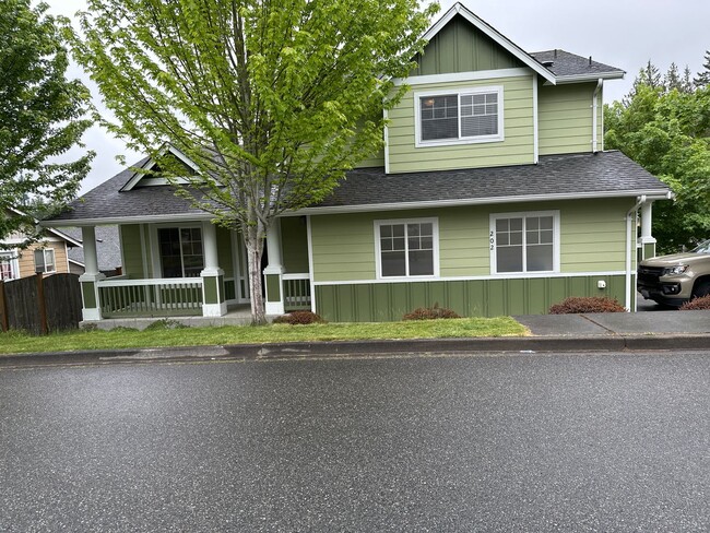 Building Photo - Charming Mount Vernon Home