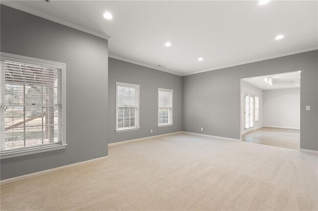 Building Photo - 870 Longstone Landing