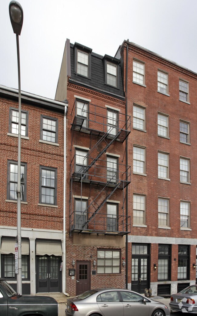 Primary Photo - 48 N Front St