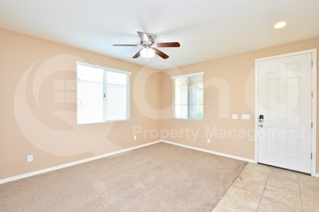 Building Photo - 5431 W Fetlock Trail