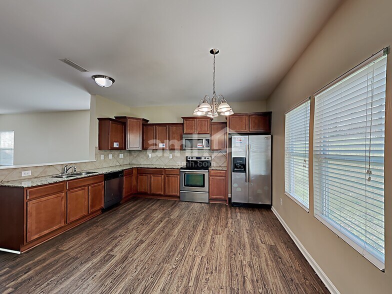Building Photo - 958 Pointe Andrews Dr