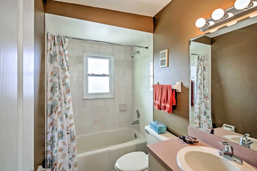 Building Photo - 45 Seascape Cir