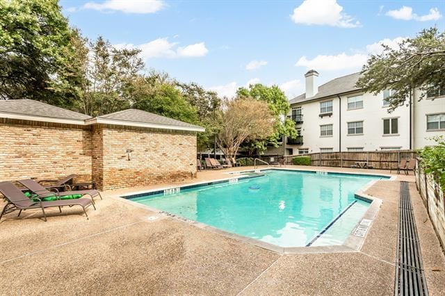 Building Photo - 7151 Gaston Ave