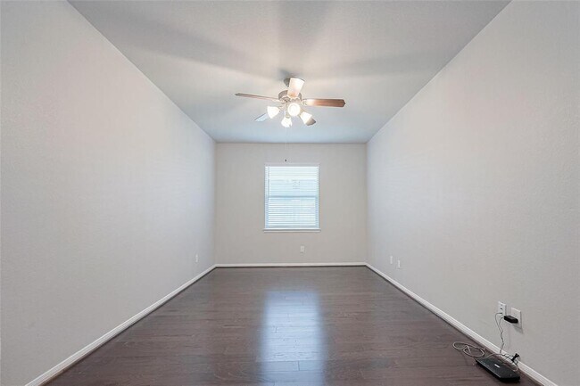 Building Photo - 24019 Prairie Glen Ln