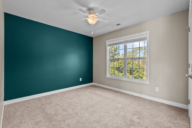 Building Photo - Welcome to Wynbrookee Lane!