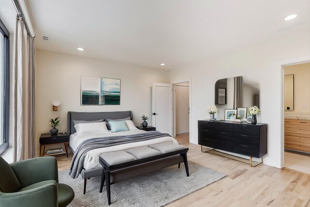 Building Photo - 5015 N Lincoln Ave