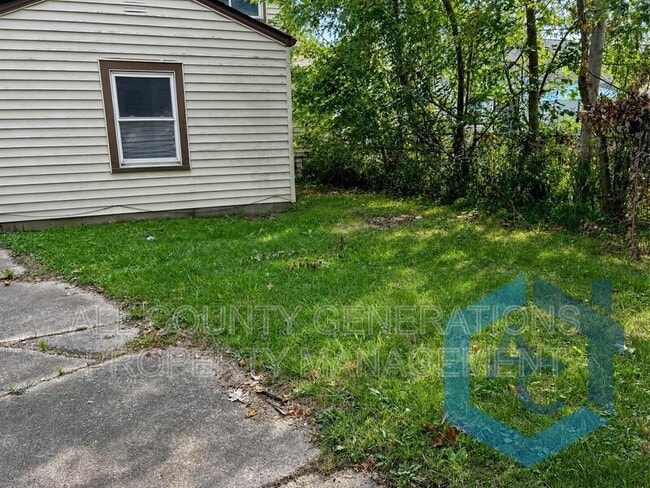 Building Photo - 12308 Sobieski Ave