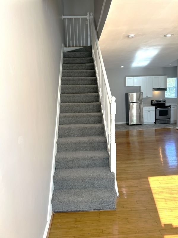 Building Photo - 2101 Chelsea Terrace