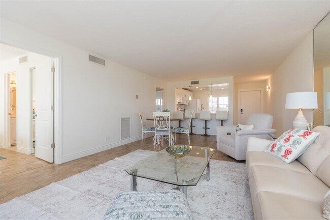 Building Photo - 5510 Del Sol Blvd