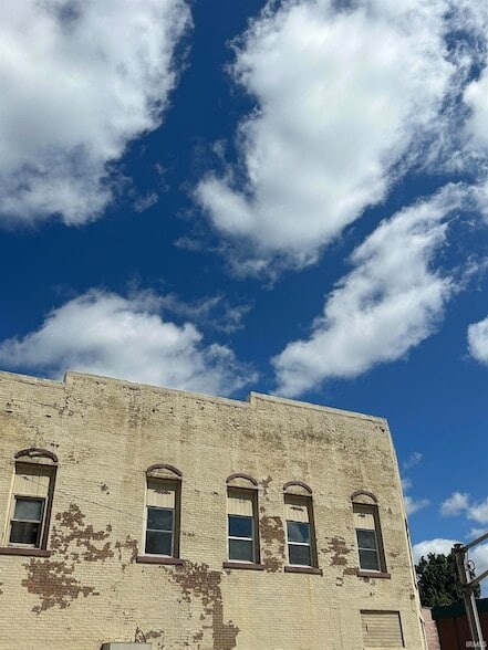 Building Photo - 104 W Michigan St