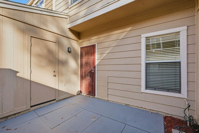 Building Photo - 18804 N 33rd Dr