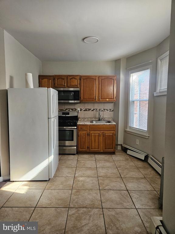 Building Photo - 5325 Webster St