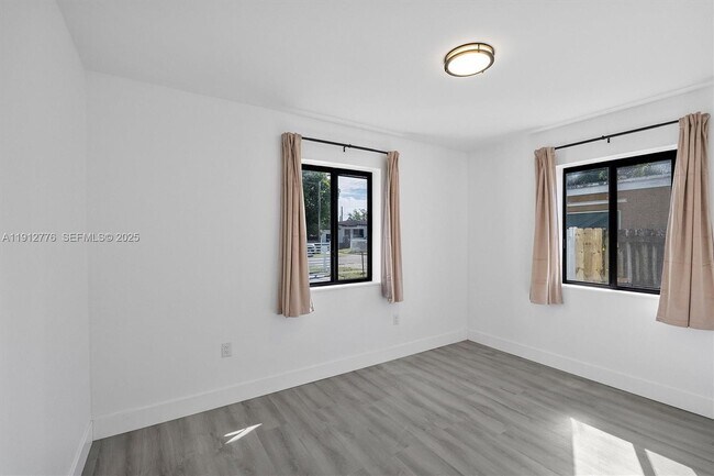 Building Photo - 11730 NW 3rd Ave