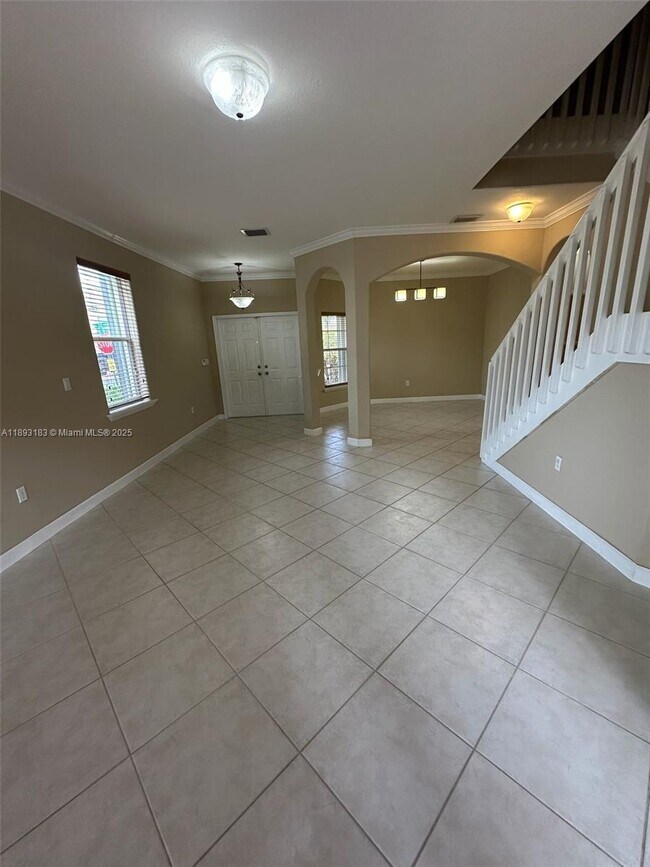 Building Photo - 5486 NW 112th Path