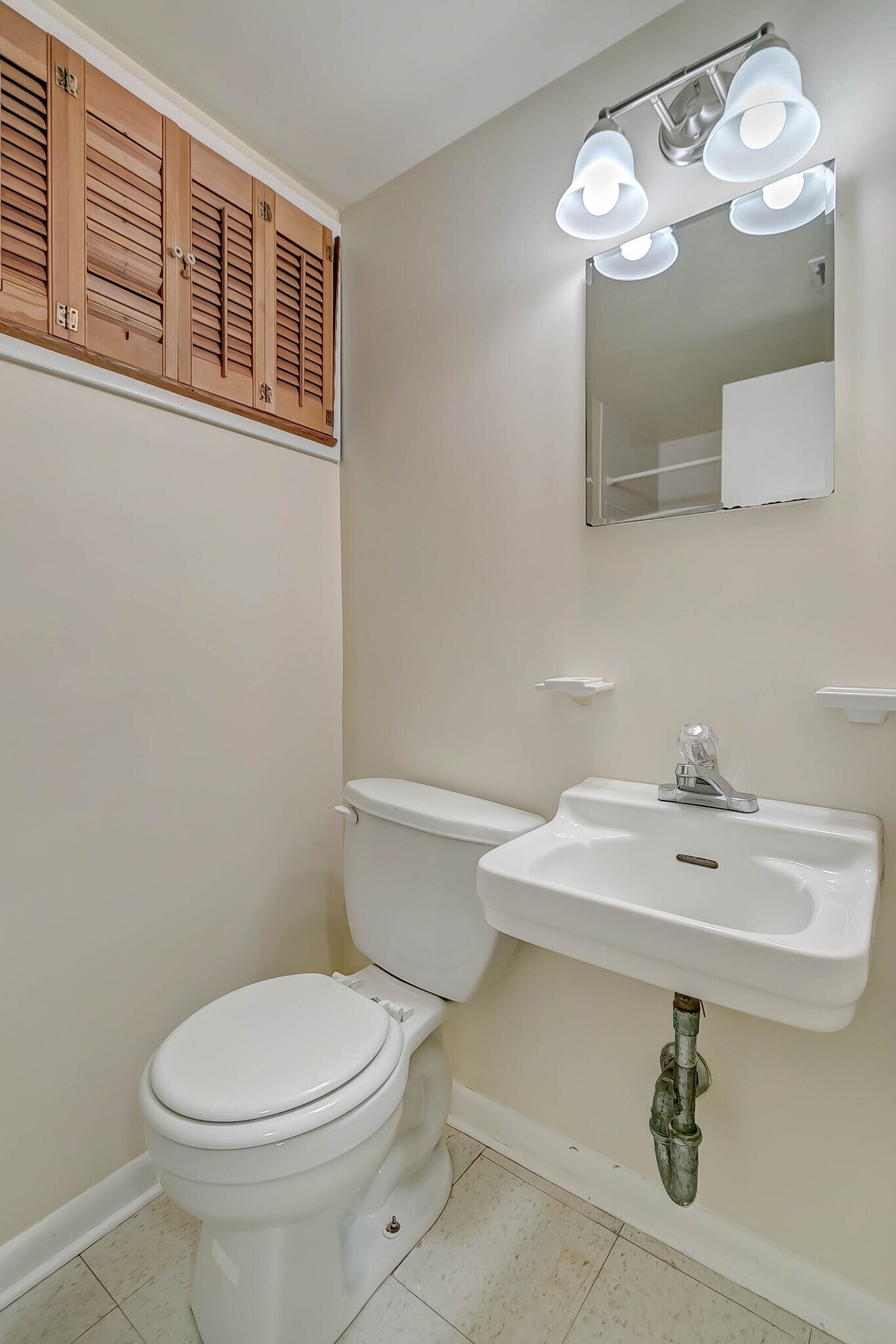 Building Photo - 8808 Patricia Ct